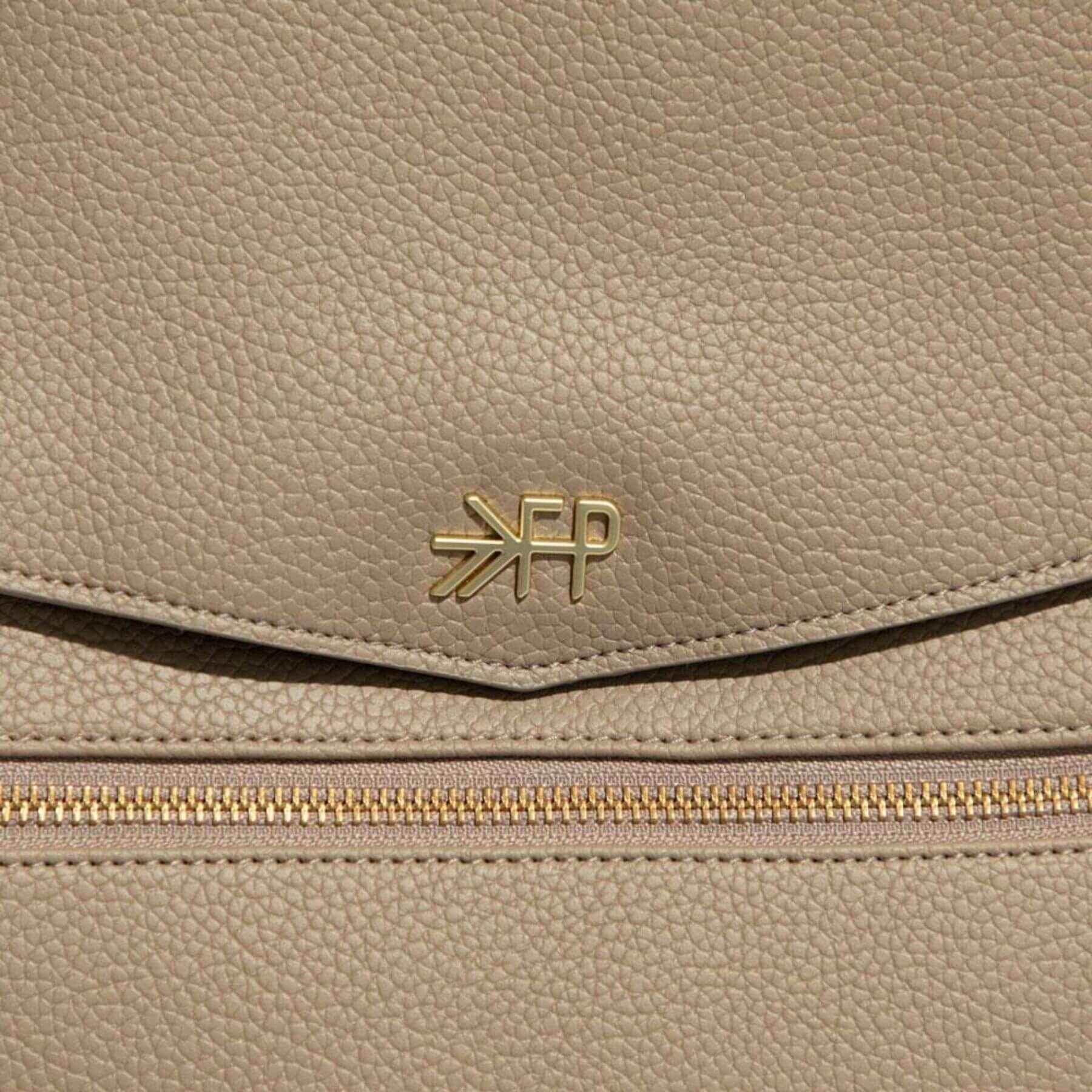 Detail of Aspen Classic Diaper Bag II