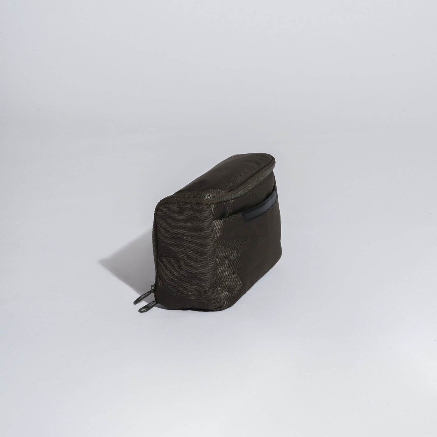 augustnoa Dopp Kit Olive Green