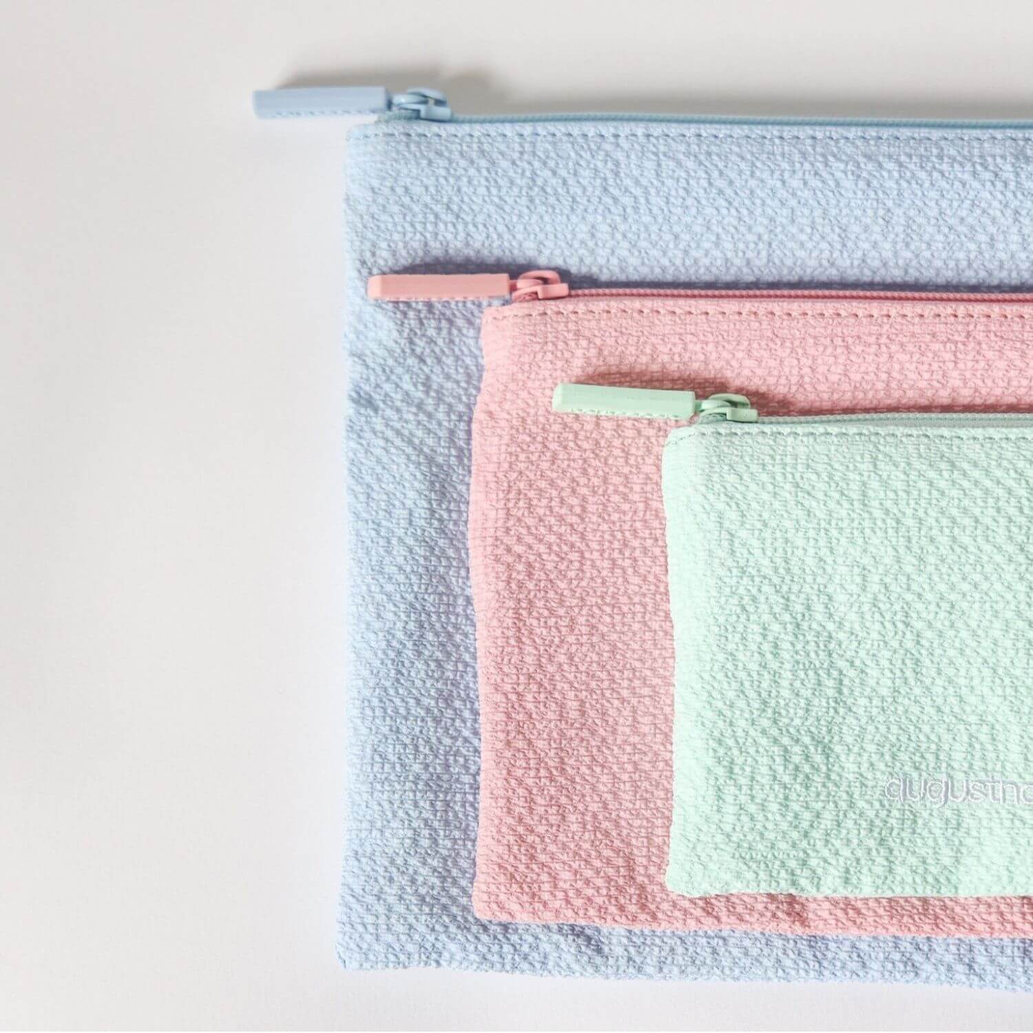 Detail of augustnoa Flat Pouch Set Sorbet