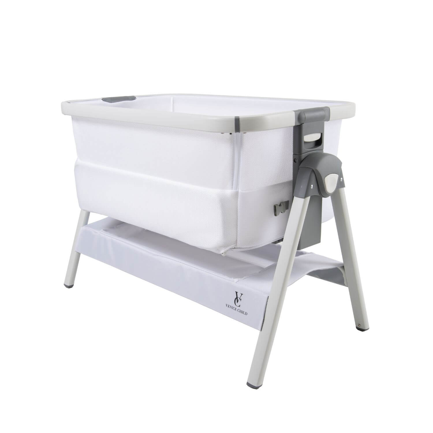 Venice Child California Dreaming Bedside Bassinet | White & White