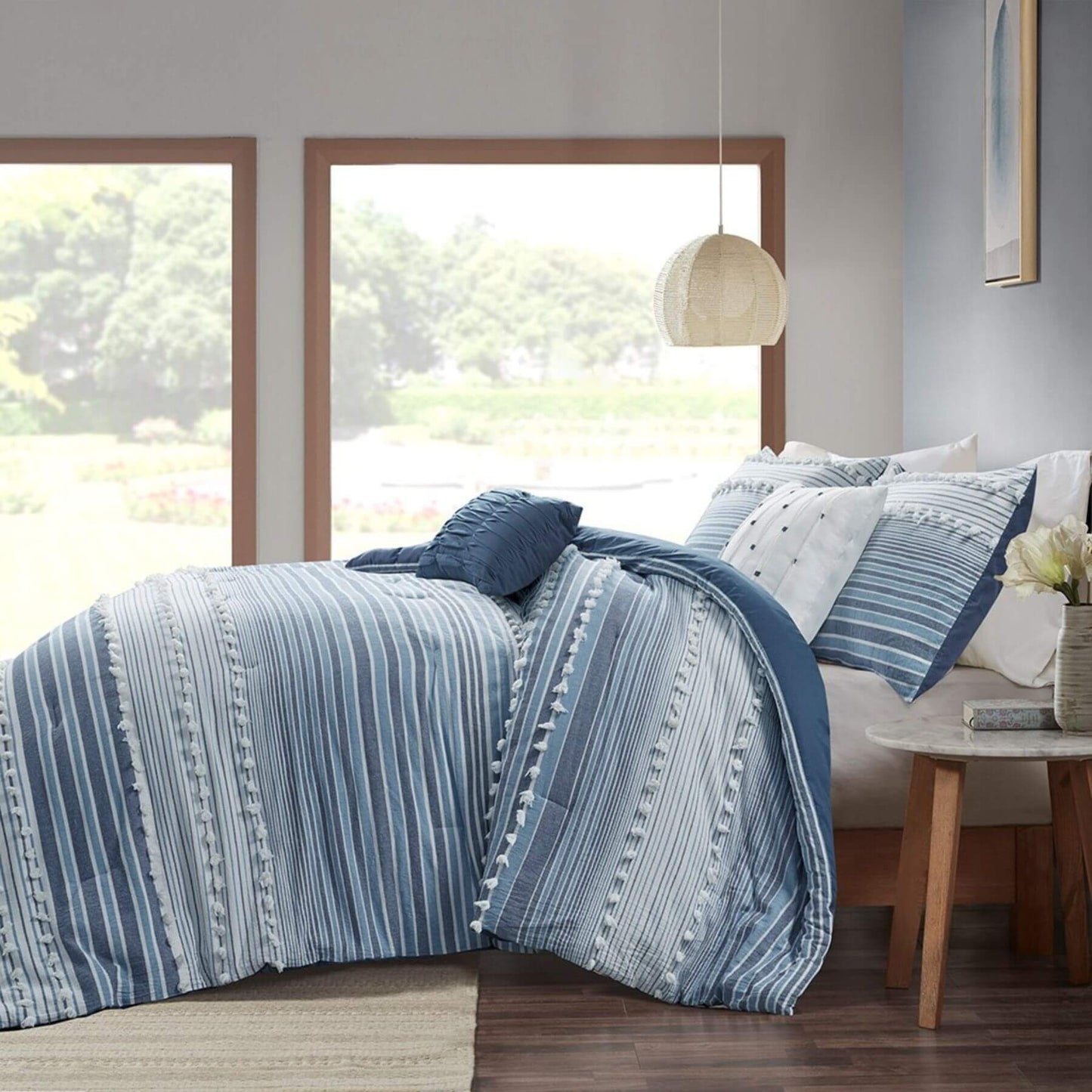 Calum Cotton Jacquard Comforter Set Navy