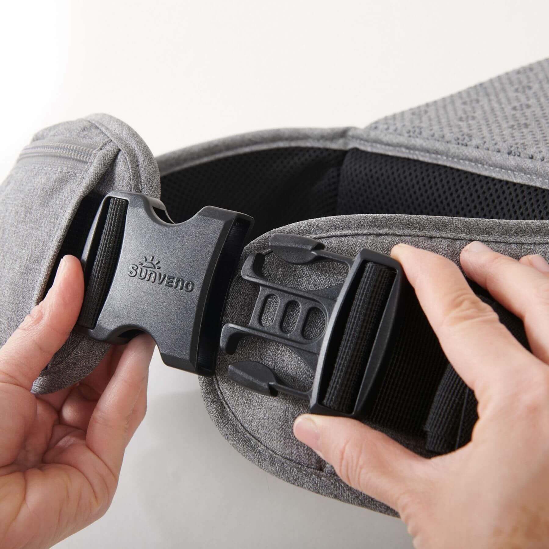 Close-up of Sunveno Collapsible Hipseat Carrier