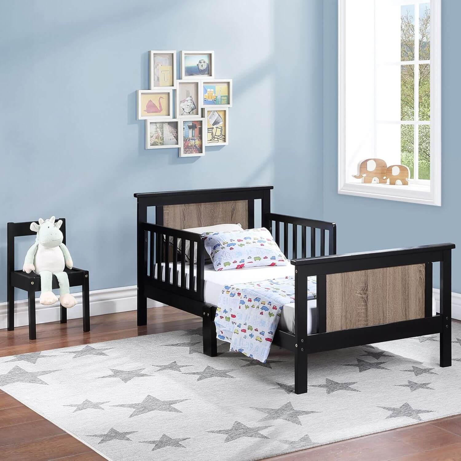 Connelly Reversible Panel Toddler Bed Black/Vintage Walnut