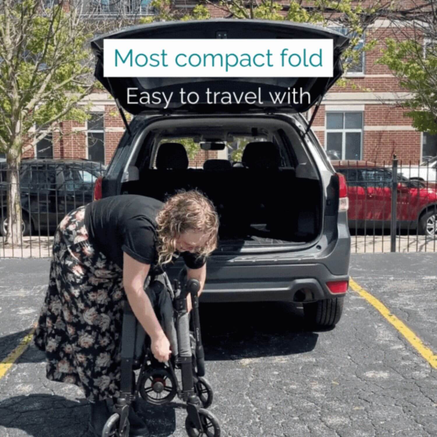 Contours Curve 360 Stroller Wagon - Lifestyle