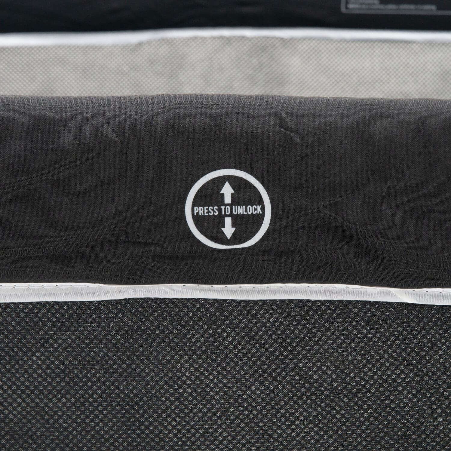 Venice Child DayDreamer 40" x 40" Playard | Black