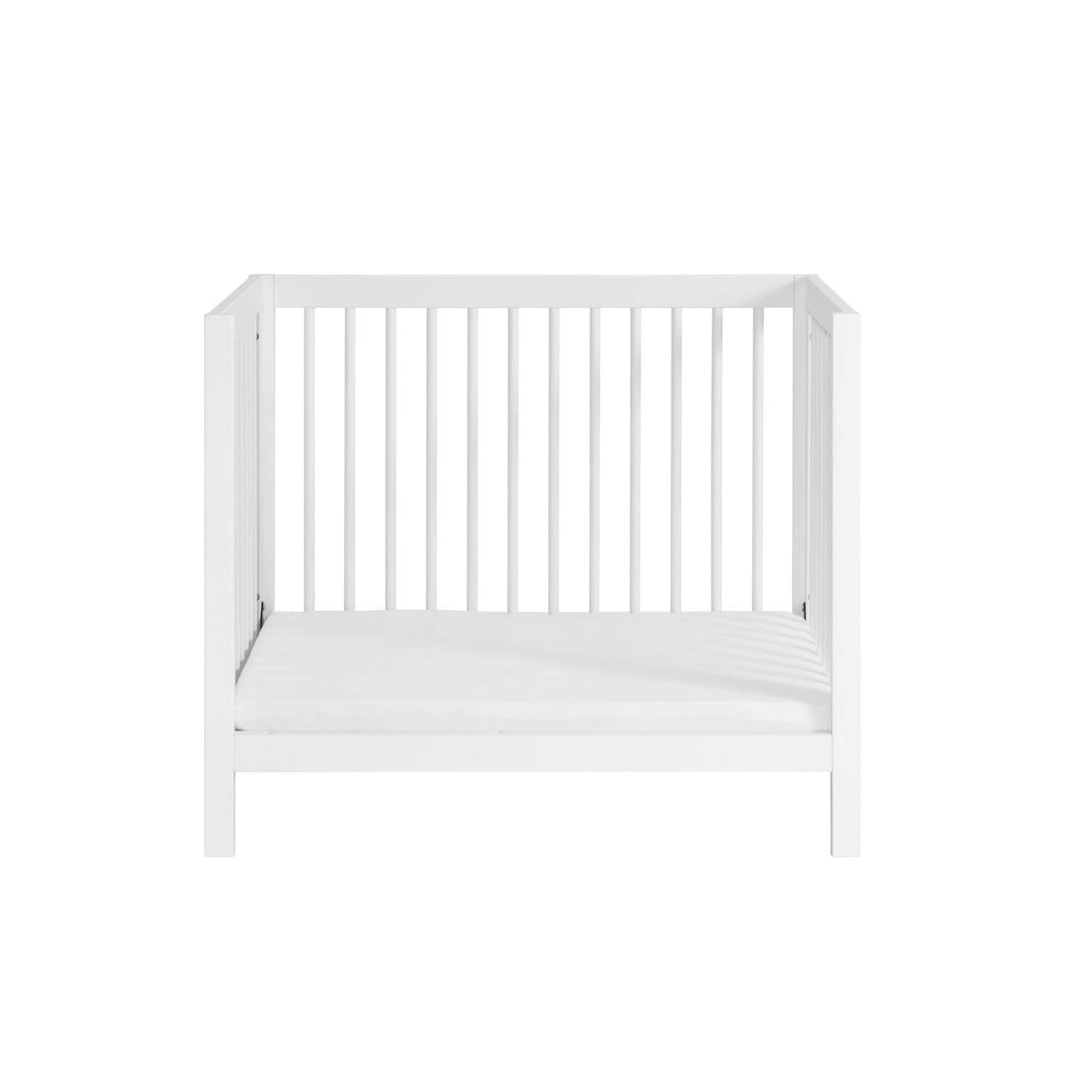 Soho Baby Essential 4 In 1 Mini Crib White