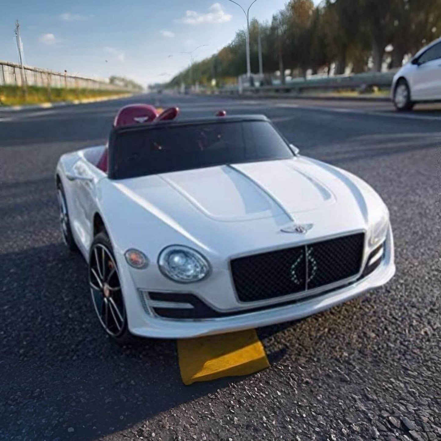 Bentley EXP 12 Electric Ride-On Speed Car White