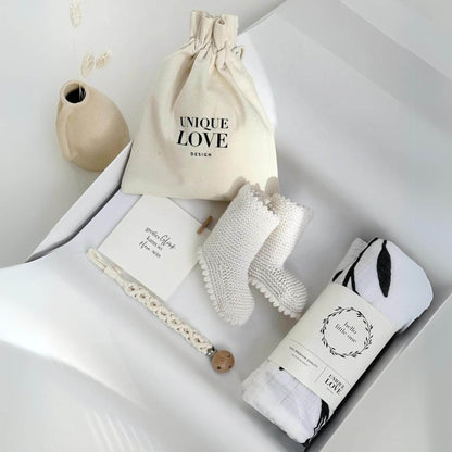 Unique Love Design 'Give Love' Birth Gift Set