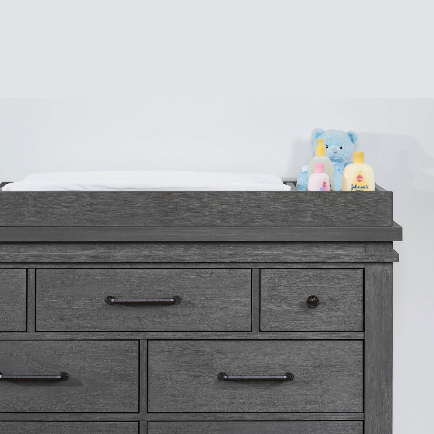 Soho Baby Hampton Changing Topper For 7-Drawer Dresser | Canyon Gray