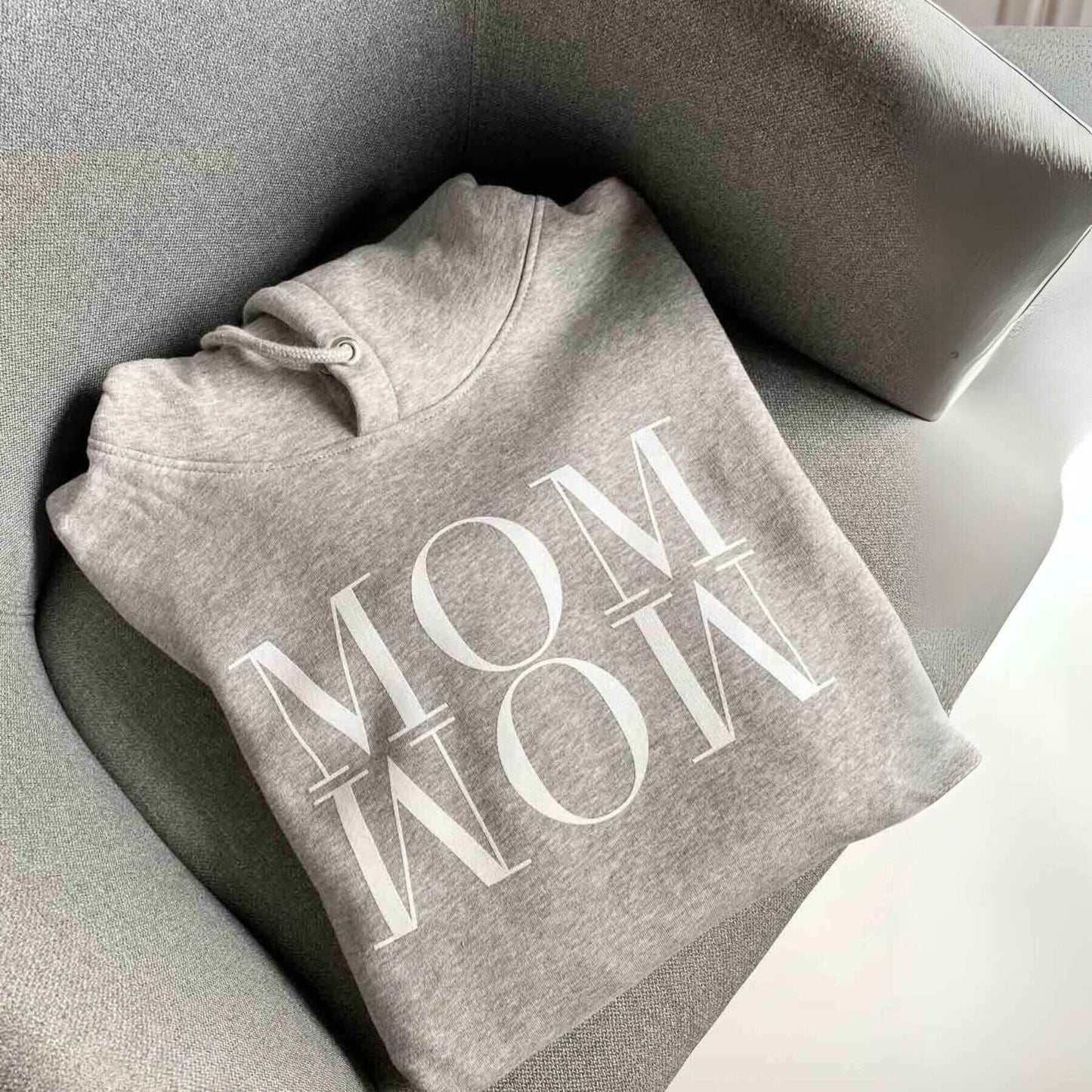 Unique Love Design Hoodie ‘MOM WOW’ Melange Grey