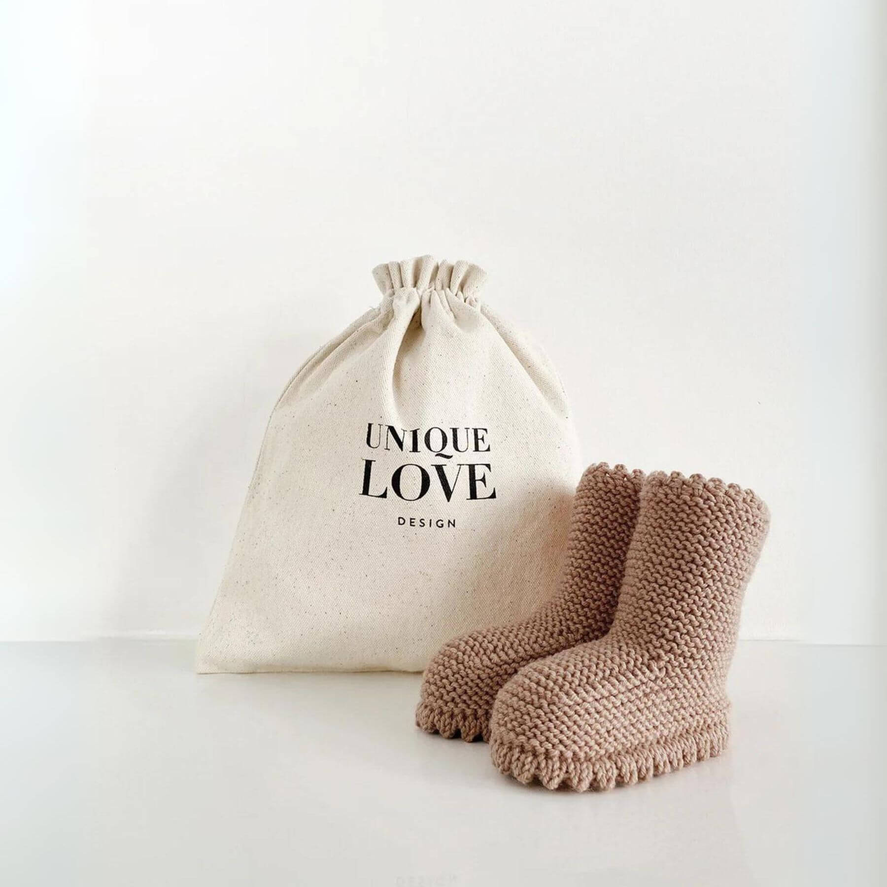 Unique Love Design Knitted Shoes Hazel Brown