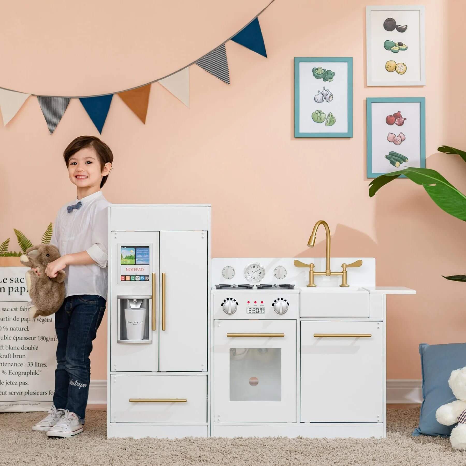 Boy with Teamson Kids Little Chef Charlotte Modern Play Kitchen White/Gold