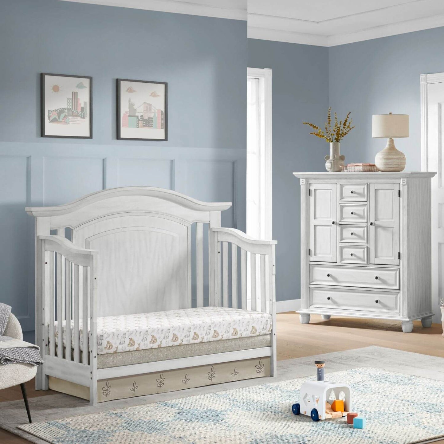 Oxford Baby London Lane 4-in-1 Convertible Crib | Vintage White