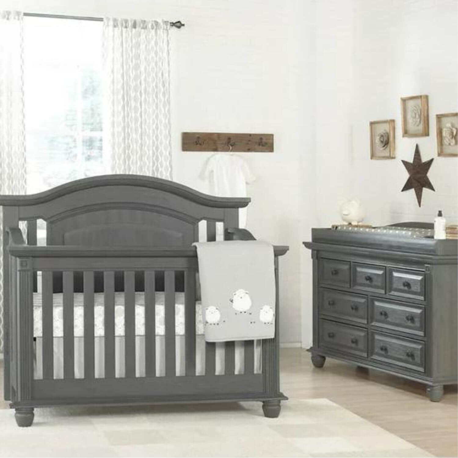 Oxford Baby London Lane Changing Topper | Arctic Gray