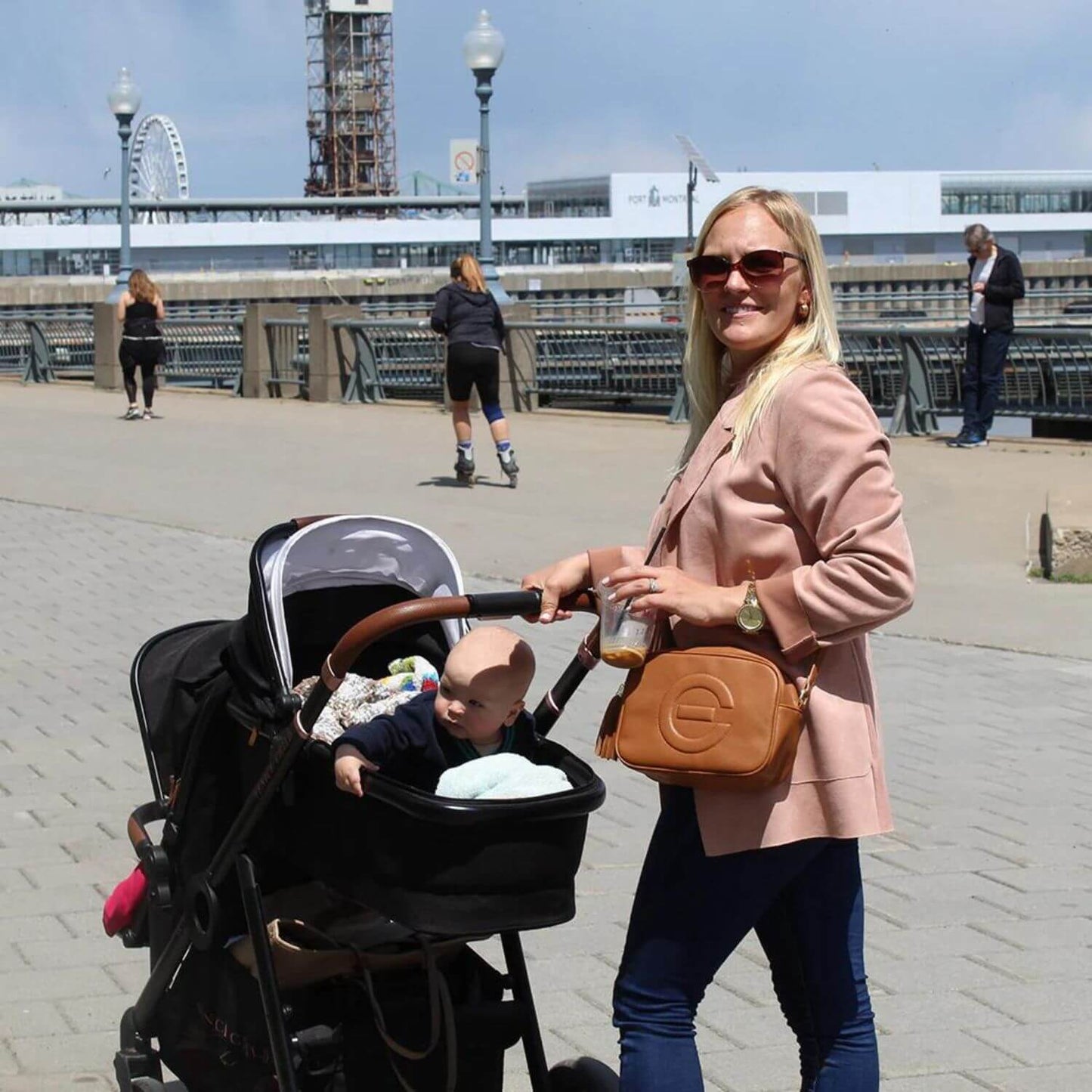 Venice Child Maverick Stroller & Bassinet Eclipse - Lifestyle