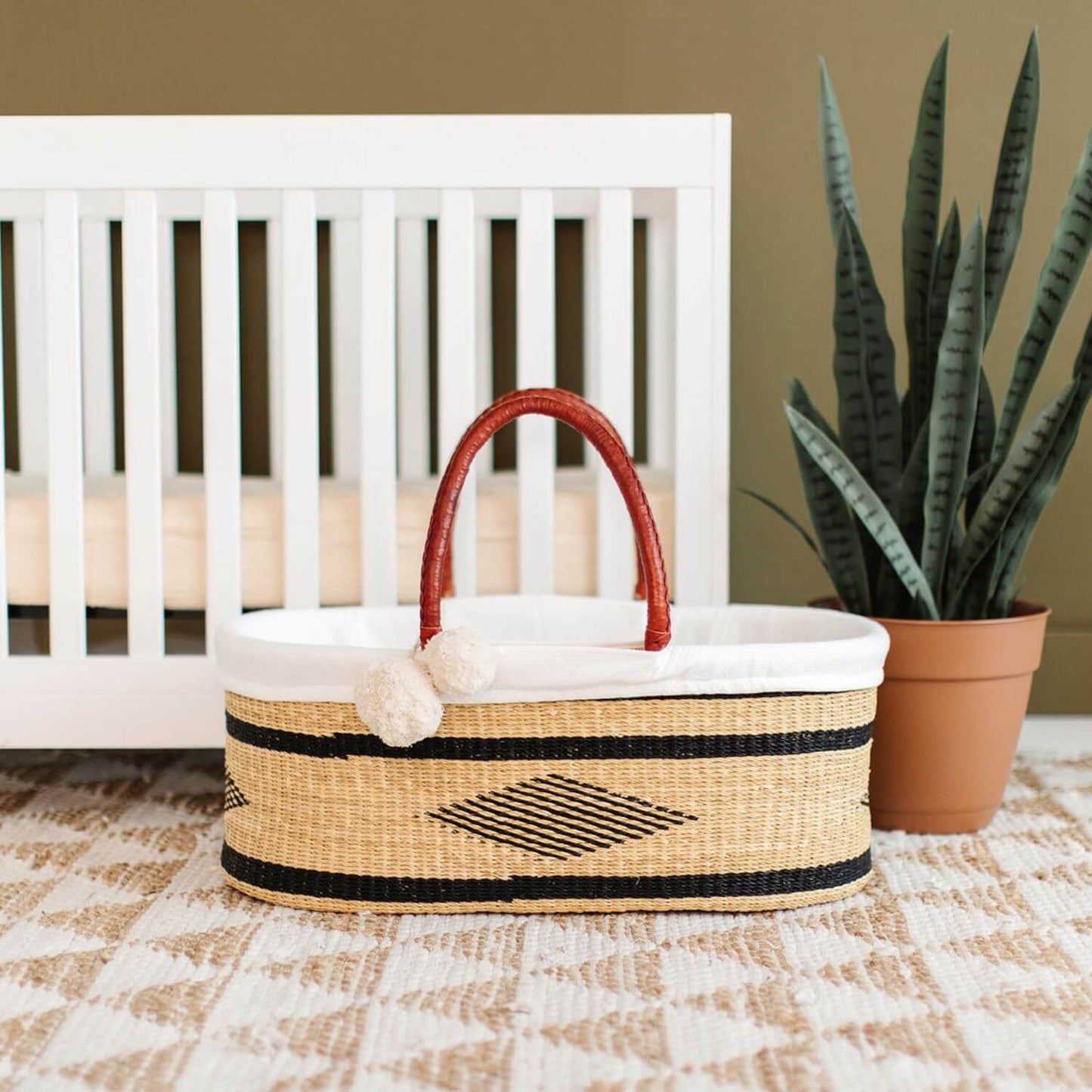 Plum+Sparrow Meadow No Hood African Moses Basket