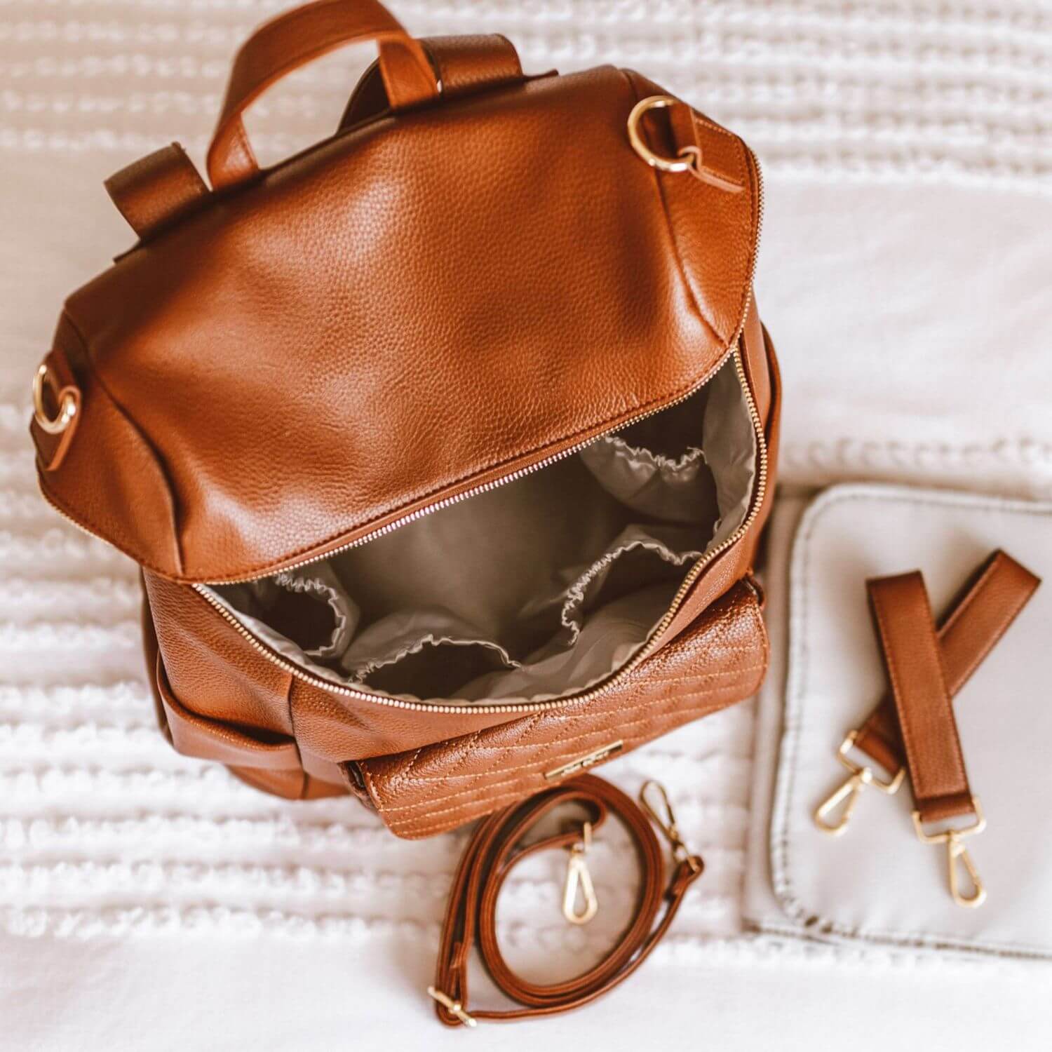 Luli Bebé Monaco Diaper Bag | Caramel Brown