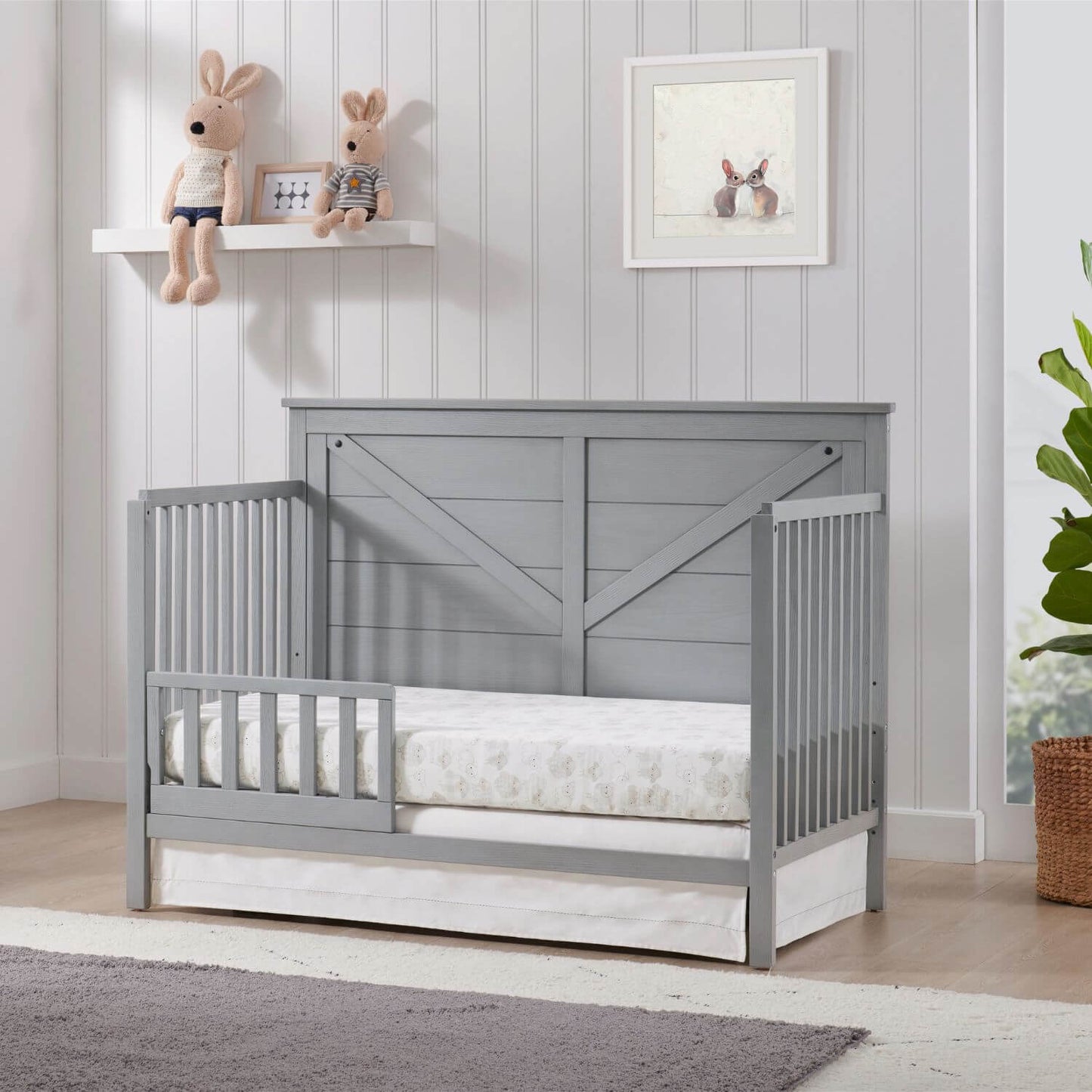 Oxford Baby Montauk 4-in-1 Convertible Crib | Farmhouse Gray