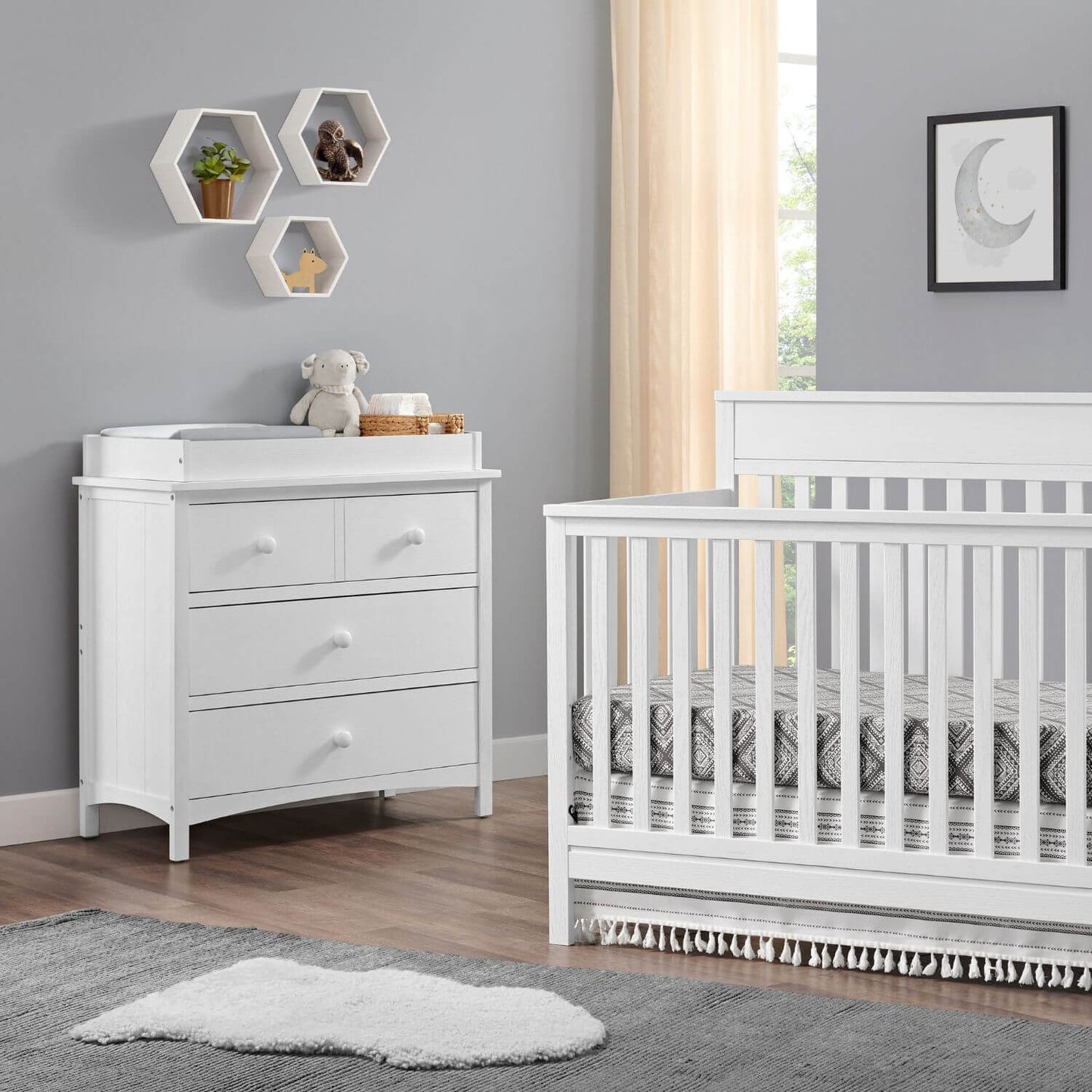 Oxford Baby Montauk Changing Topper For 3-Drawer Dresser | Barn White