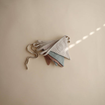 Mushie Organic Cotton Baby Garland