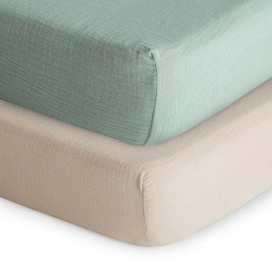 Two fitted sheets in green and fog