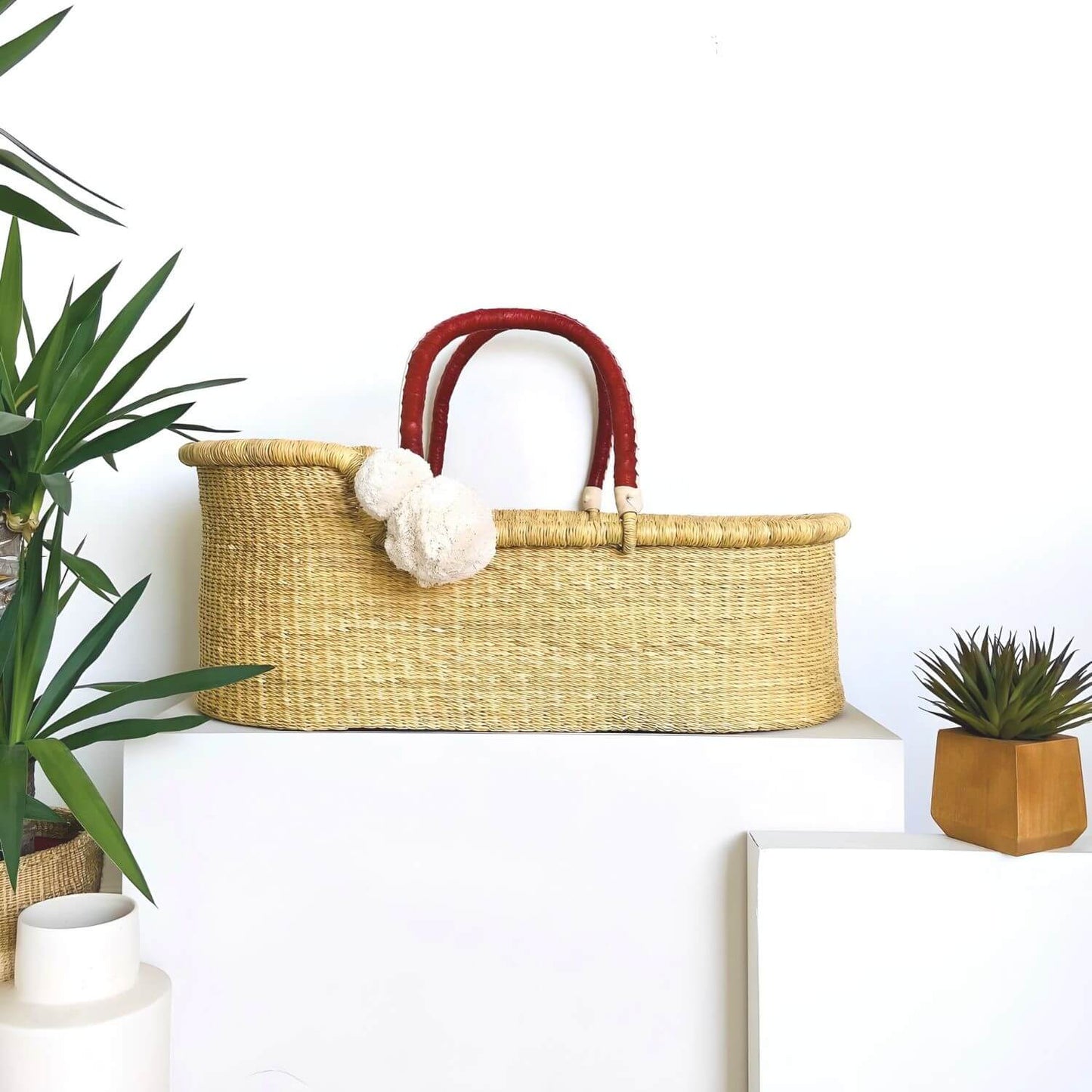 Plum+Sparrow Natural African Moses Basket Cognac + Cream Handle