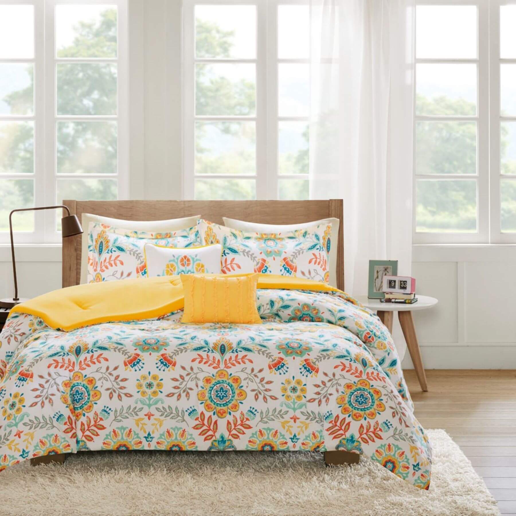 Nina Comforter Set