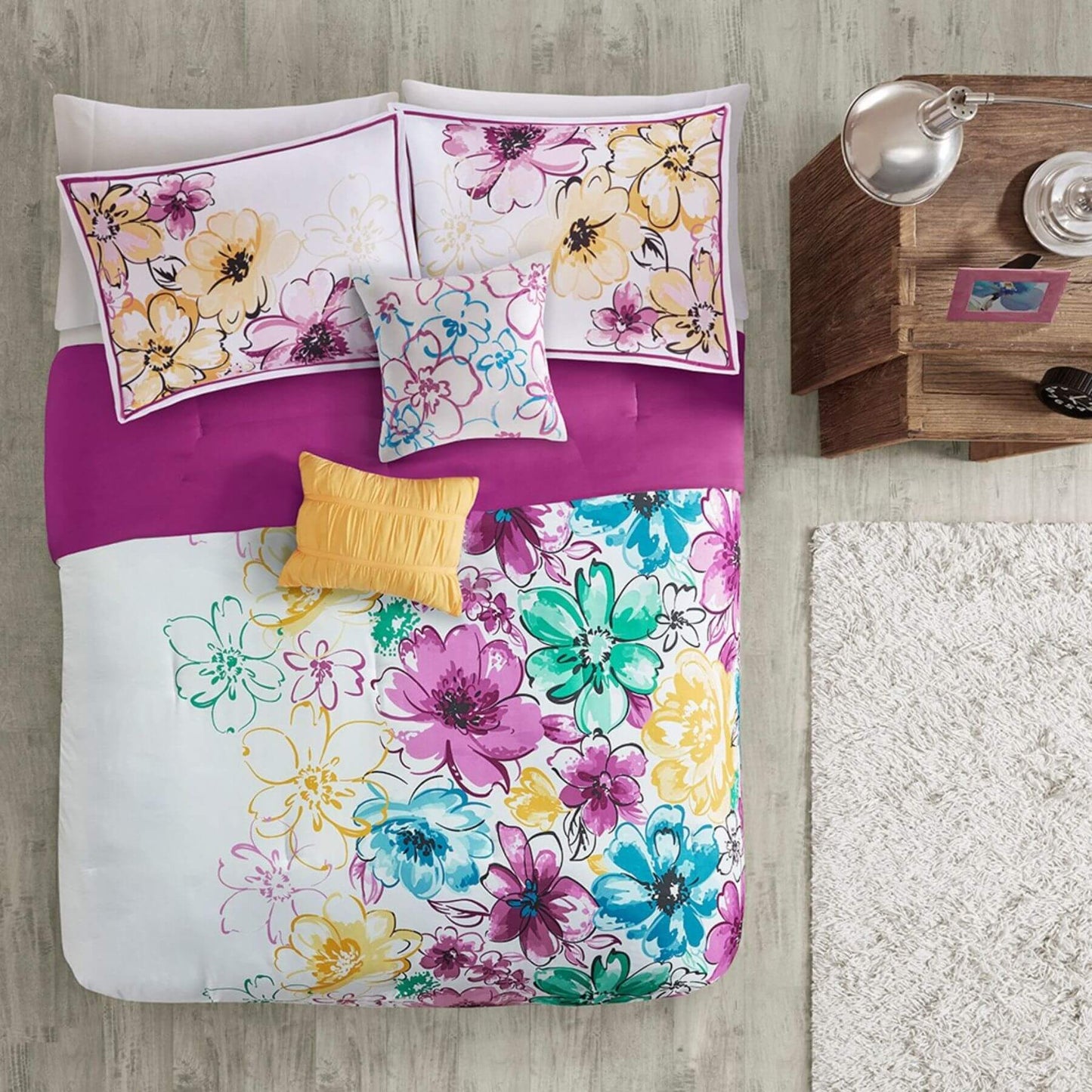 Olivia Floral Comforter Set