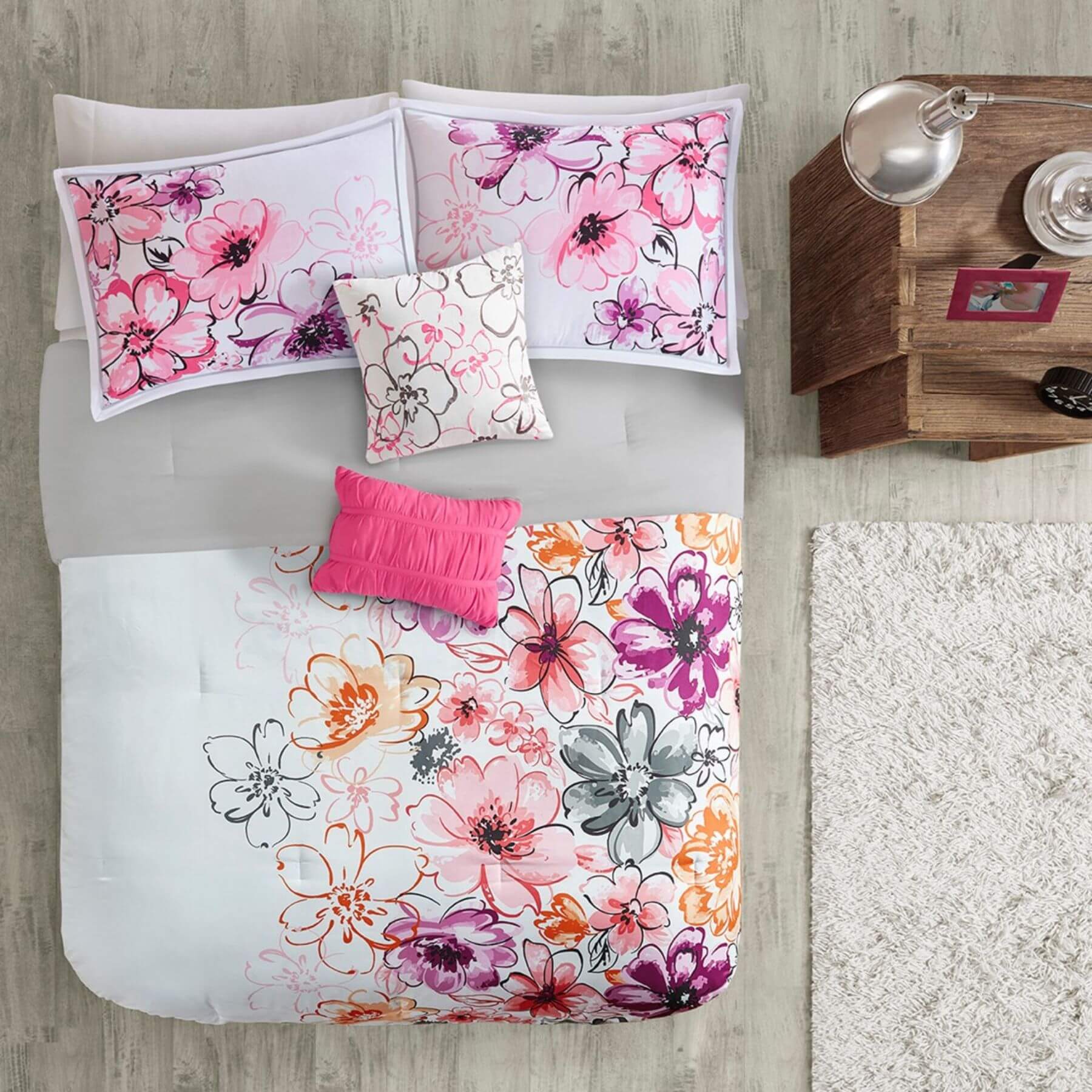 Olivia Floral Comforter Set Pink