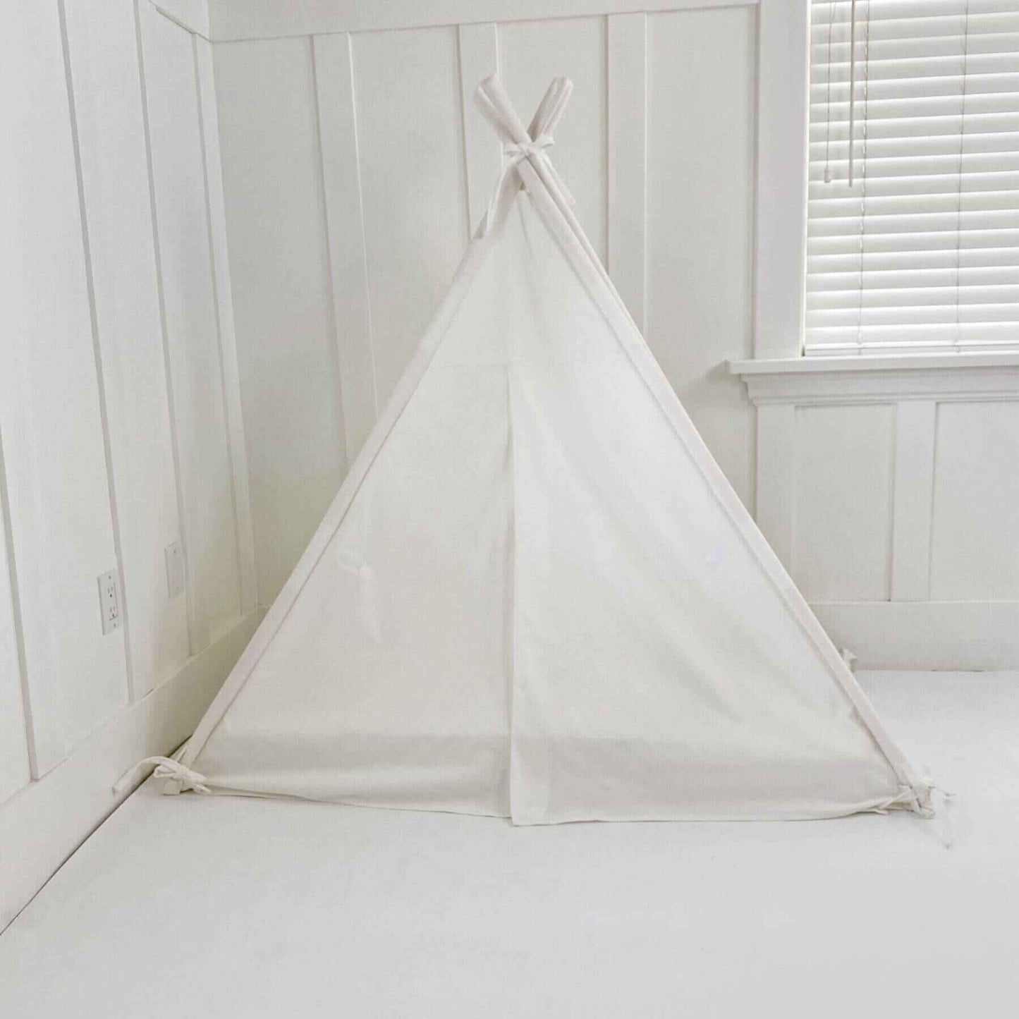 Domestic Objects Play Tent Canopy With Doors, White, Crib