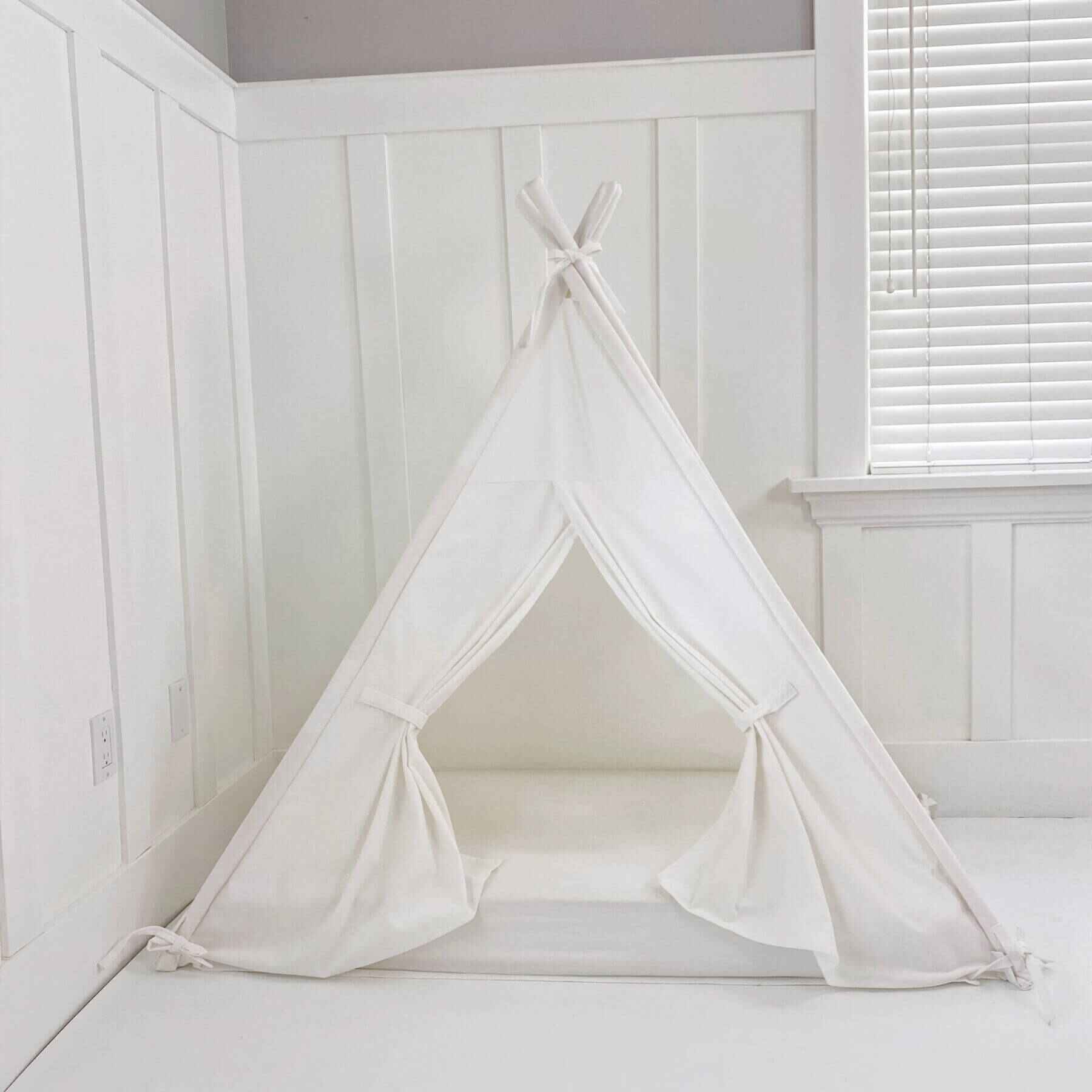 Domestic Objects Play Tent Canopy With Doors, White, Crib