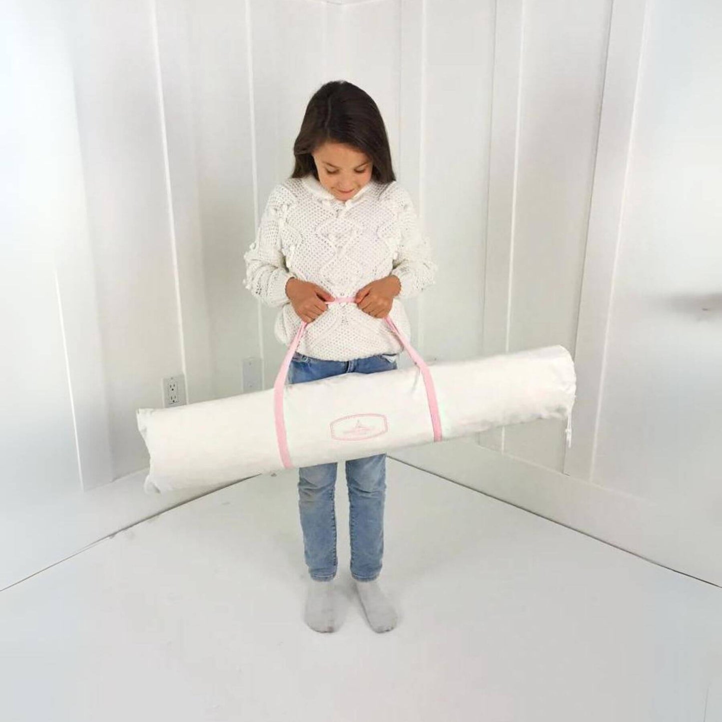 Girl Carrying Domestic Objects Playhouse Pink in Carry Bag