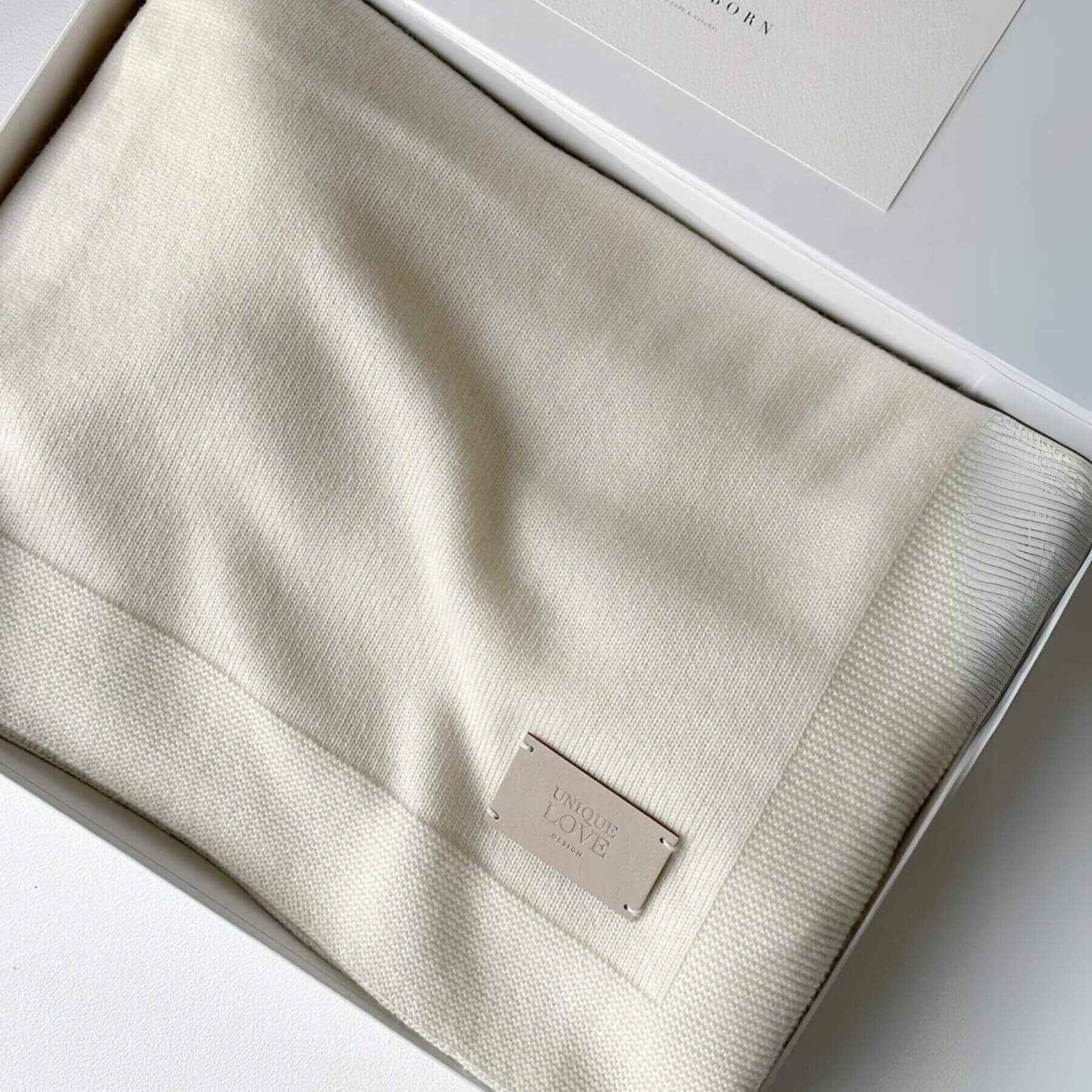 Unique Love Design Premium Cashmere Blanket Ivory White Smooth