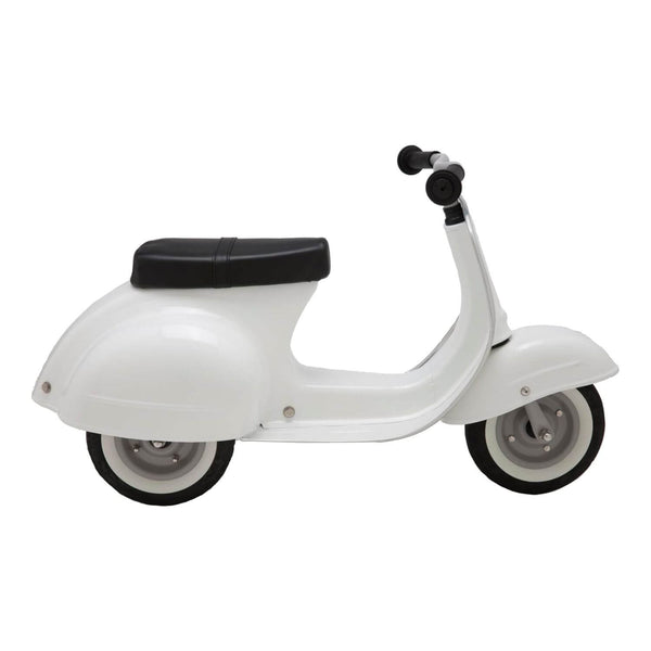 Primo Super White Ride-On Scooter