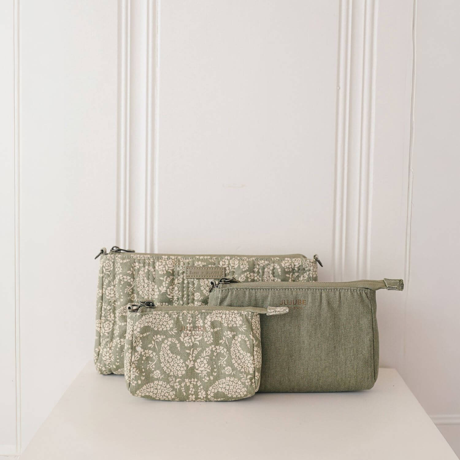 Sazan + JuJuBe 3-piece Pouch Clutch Purse Set - Paisley Floral