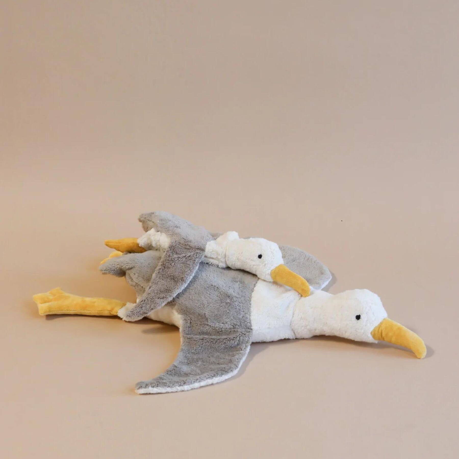 Senger Naturwelt Cuddly Animal Seagull Small - Lifestyle