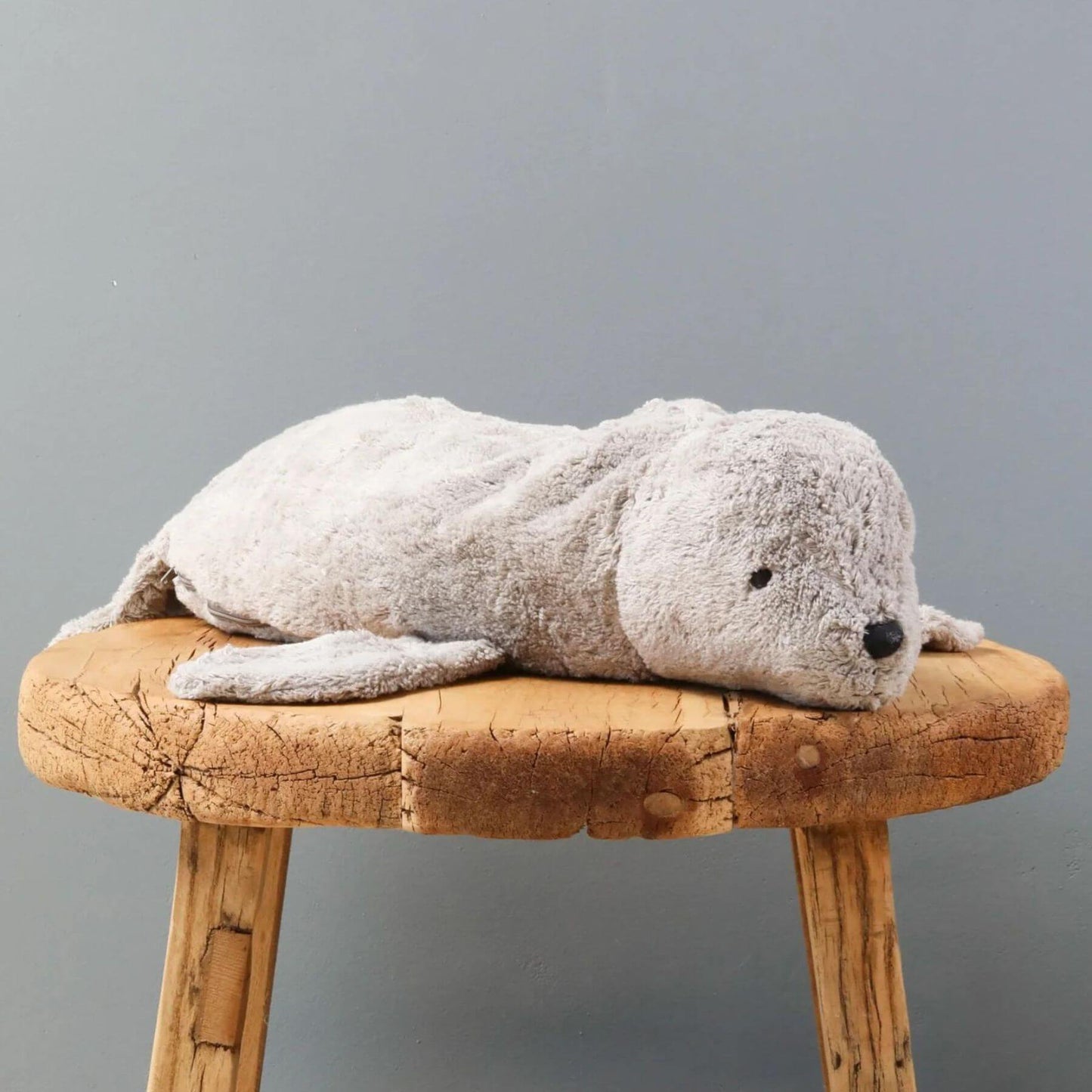 Senger Naturwelt Cuddly Animal Seal Large Grey - Lifestyle
