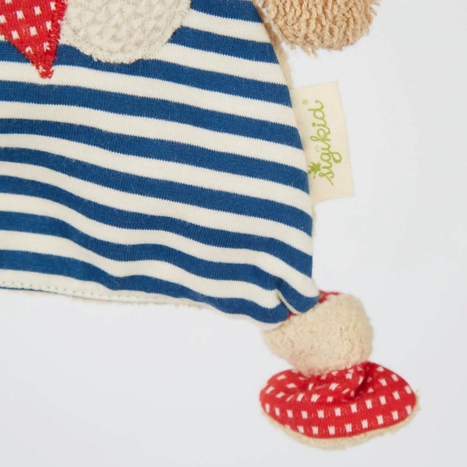 Close-up of sigikid Organic Dog Blankie