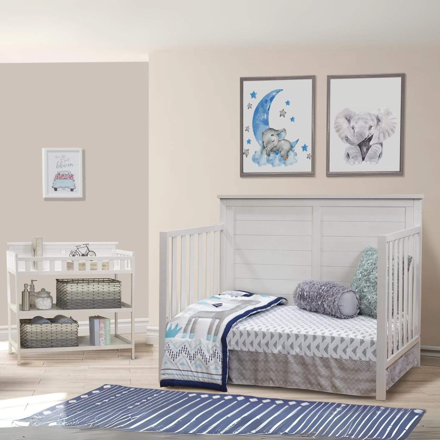 Sorelle Ashley 4 in 1 Crib White - Lifestyle