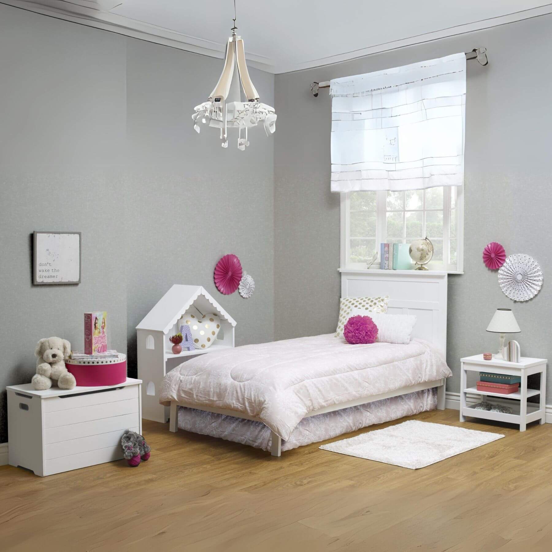 Sorelle Twin Bed White - Lifestyle