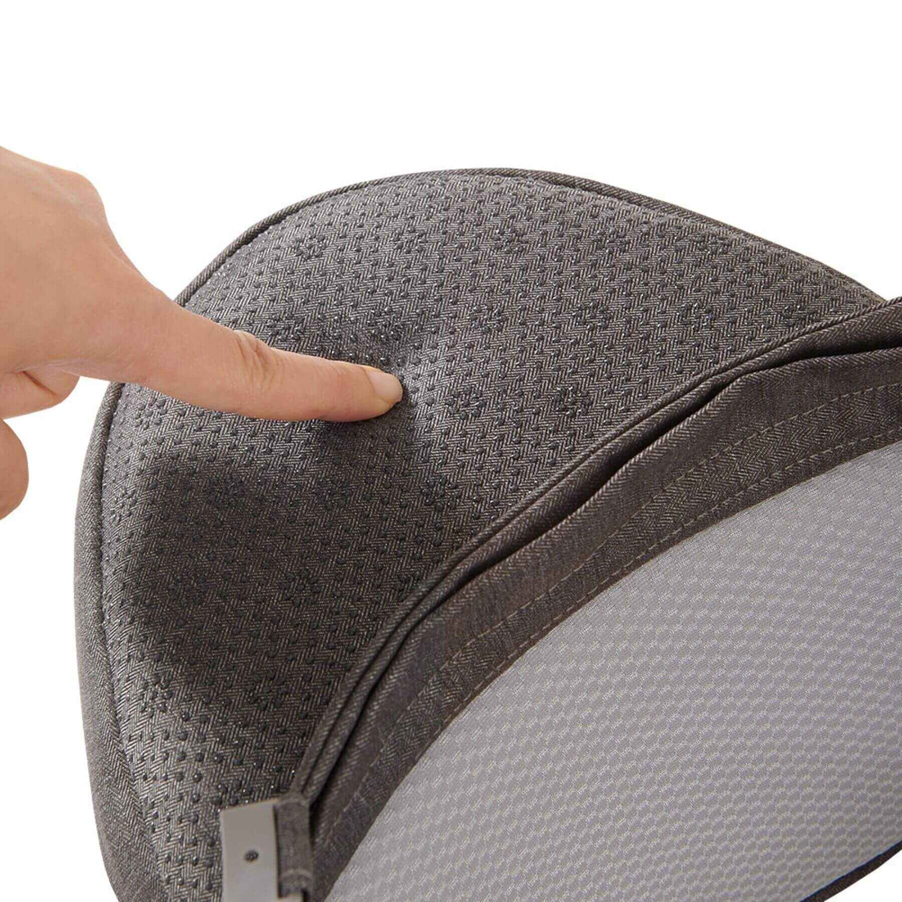 Close-up of Sunveno Two Shoulder Straps Baby Hipseat