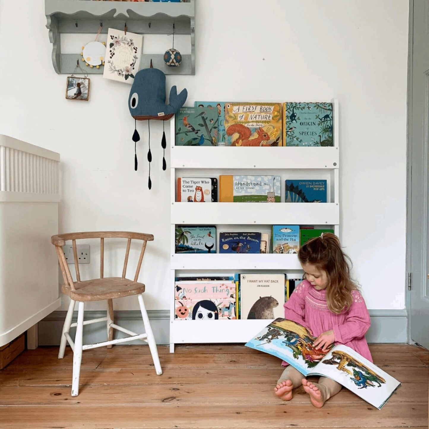 Tidy Books Bookcase With No Alphabet White - Lifestyle