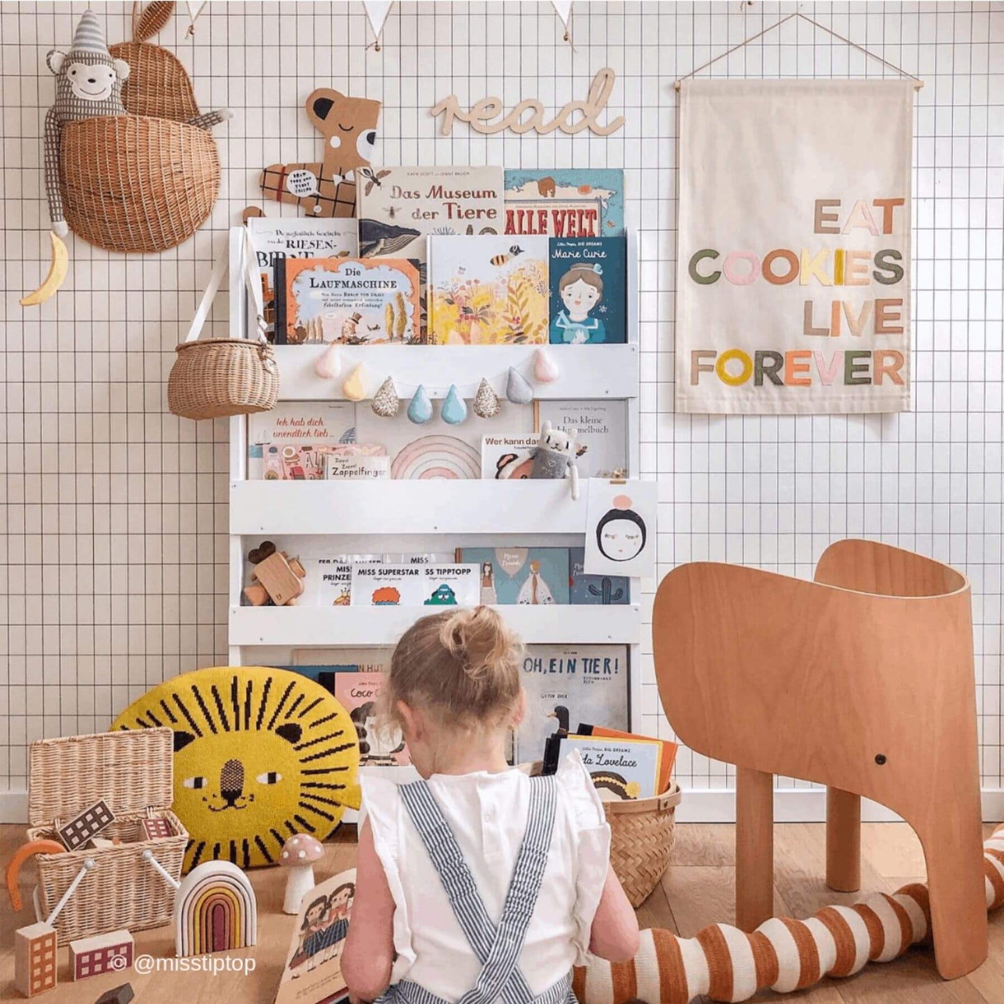 Tidy Books Bookcase With No Alphabet White - Lifestyle