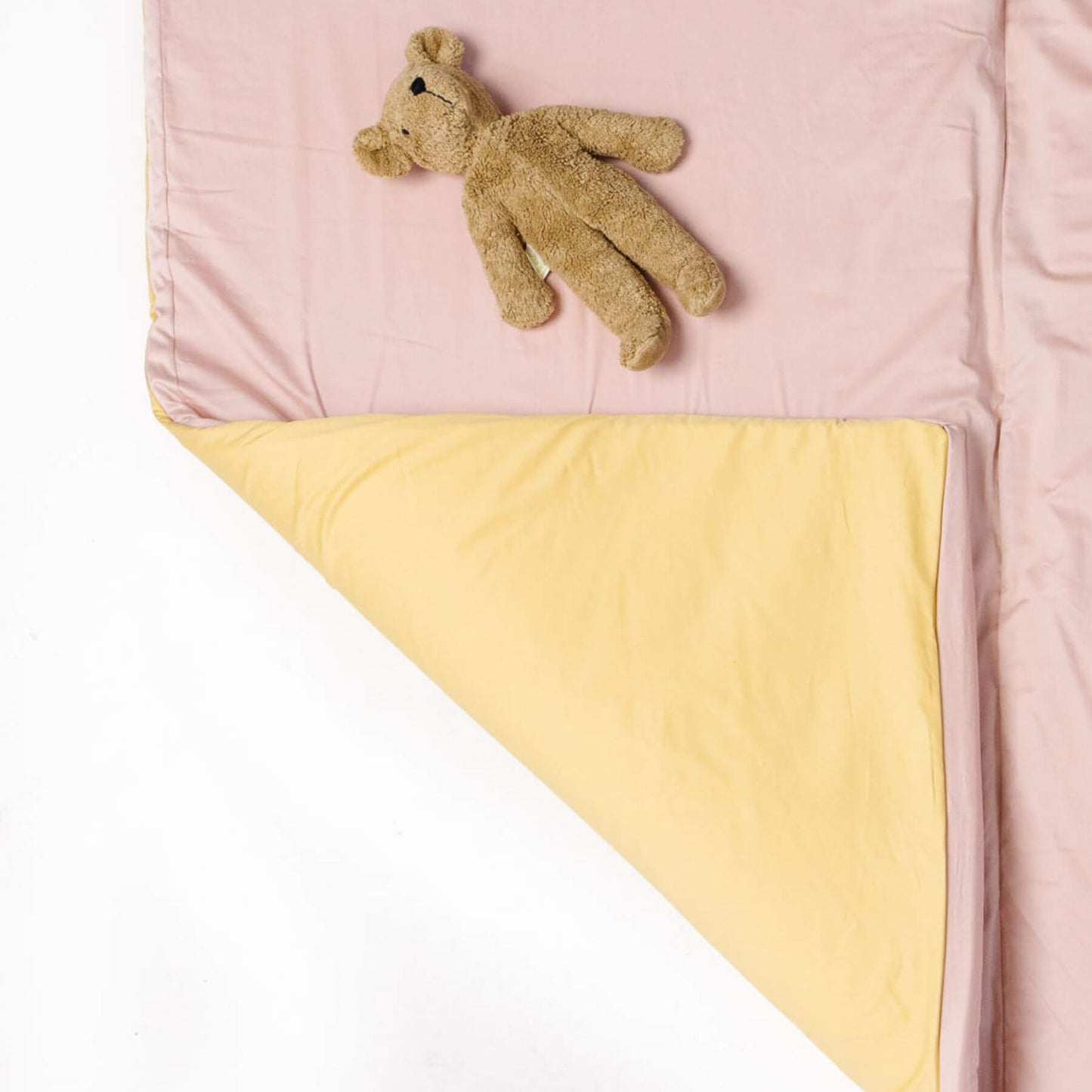 Close-up of Toki Kids Tutu + Daisy Organic Cotton Mat