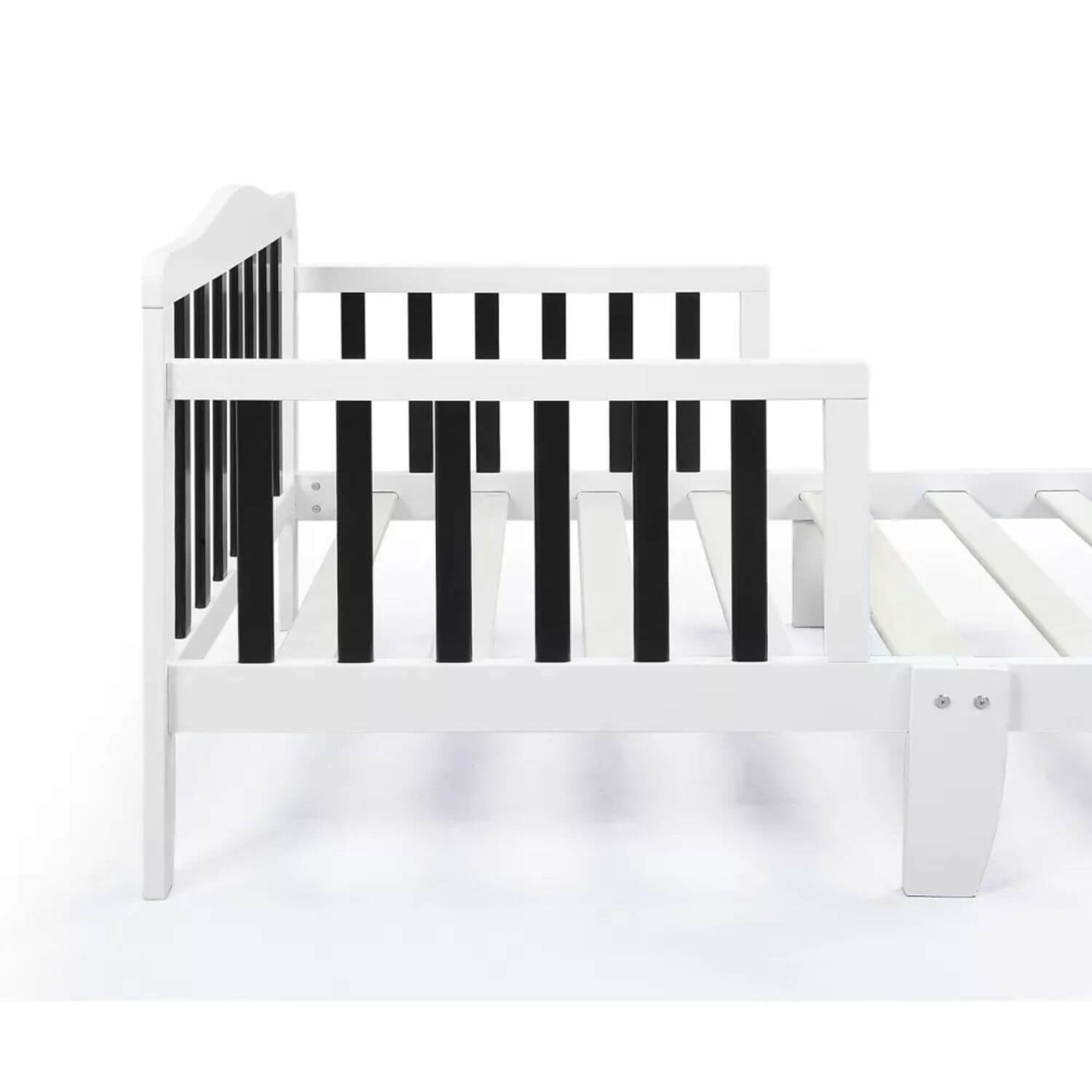 Detail of Twain Toddler Bed White/Black