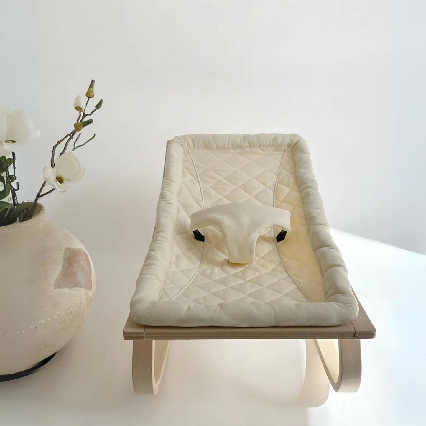 Unique Love Design Baby Bouncer Ivory White