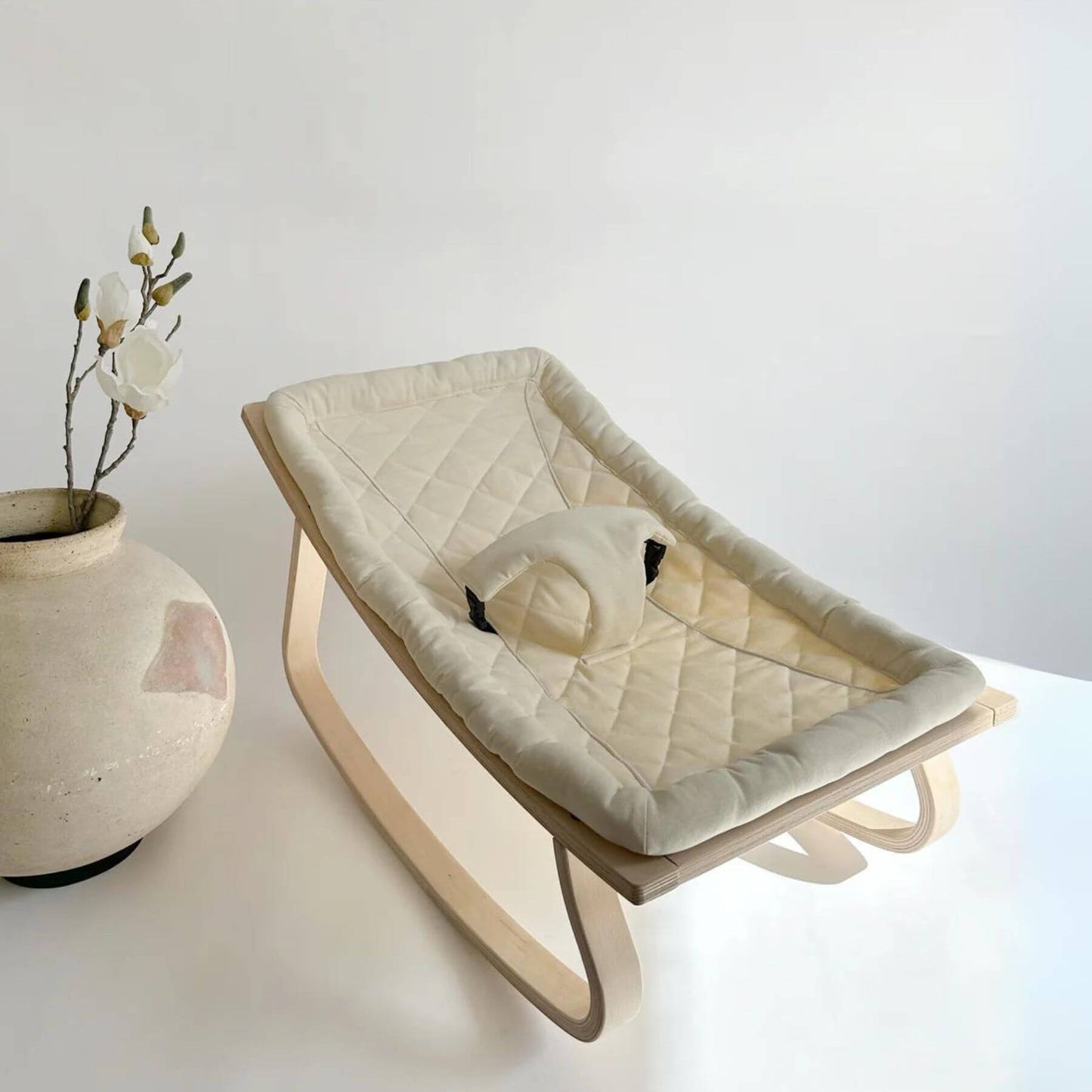 Unique Love Design Baby Bouncer Ivory White