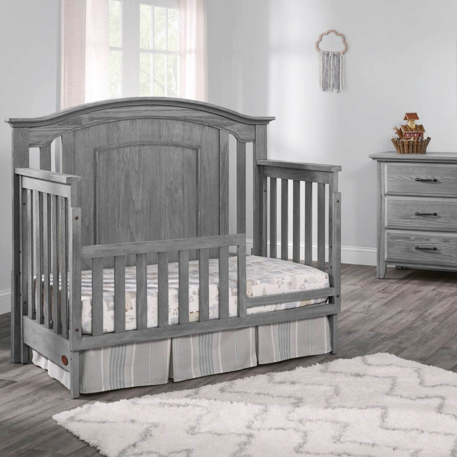 Oxford Baby Universal Guard Rail in Graphite Gray | Kenilworth/Willowbrook 4-in-1 Crib