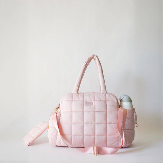 augustnoa the weekender duffle bag pink