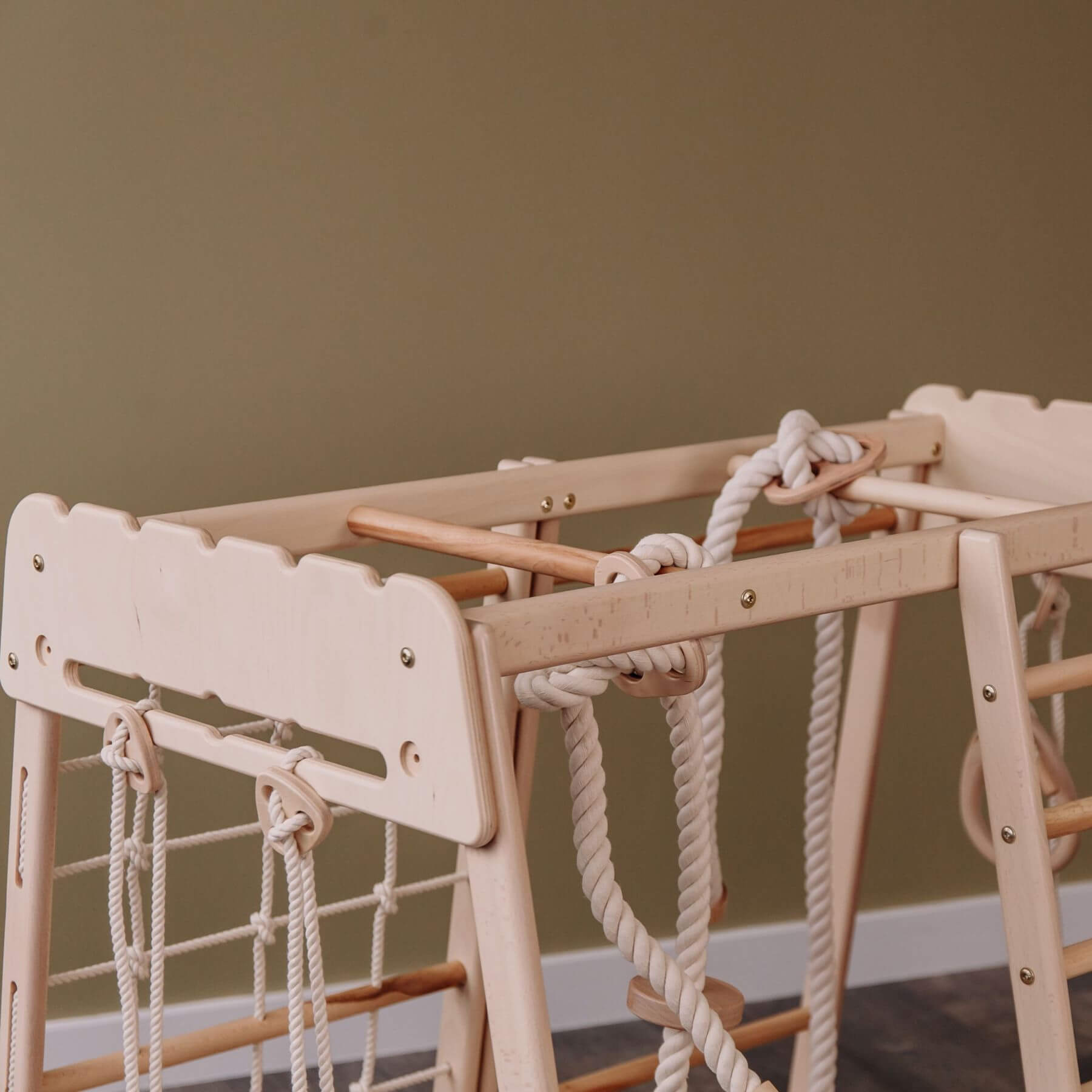Detail of Wood and Hearts Indoor Jungle Gym - Trapeze + Mat + Ramp + 4 Rope